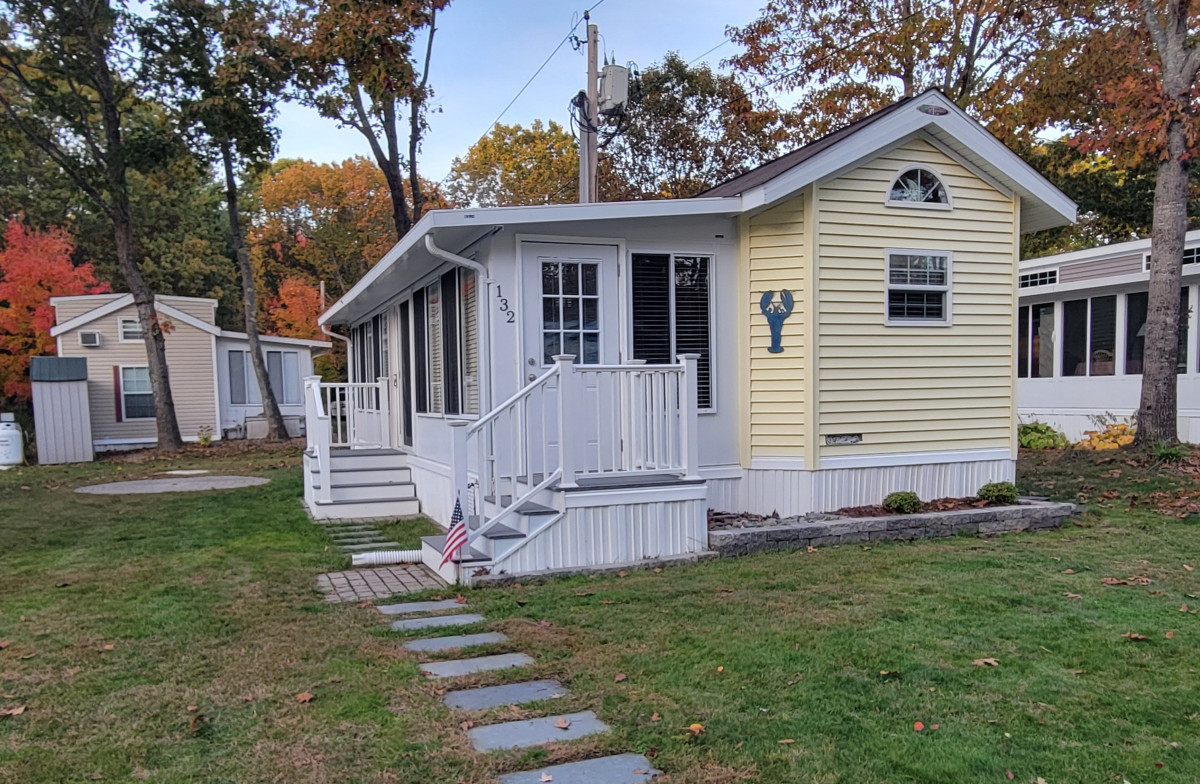 2014 WOODLAND PARK, 1 BEDROOM, 1 BATH WITH LOFT